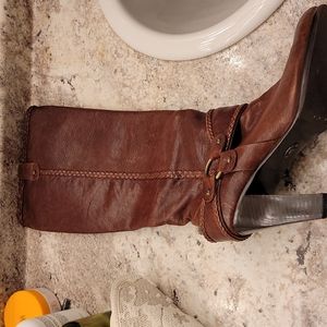 Tall up to just under knee Fry high heeled boots size 8 usa